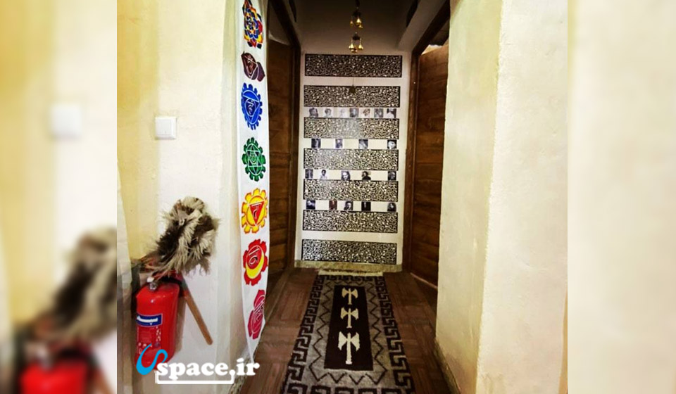 فضای بین اتاق ها - اقامتگاه سنتی دنیای صوفی - جزیره هرمز