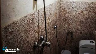 سرویس بهداشتی اتاق منصور حلاج - اقامتگاه سنتی دنیای صوفی - جزیره هرمز